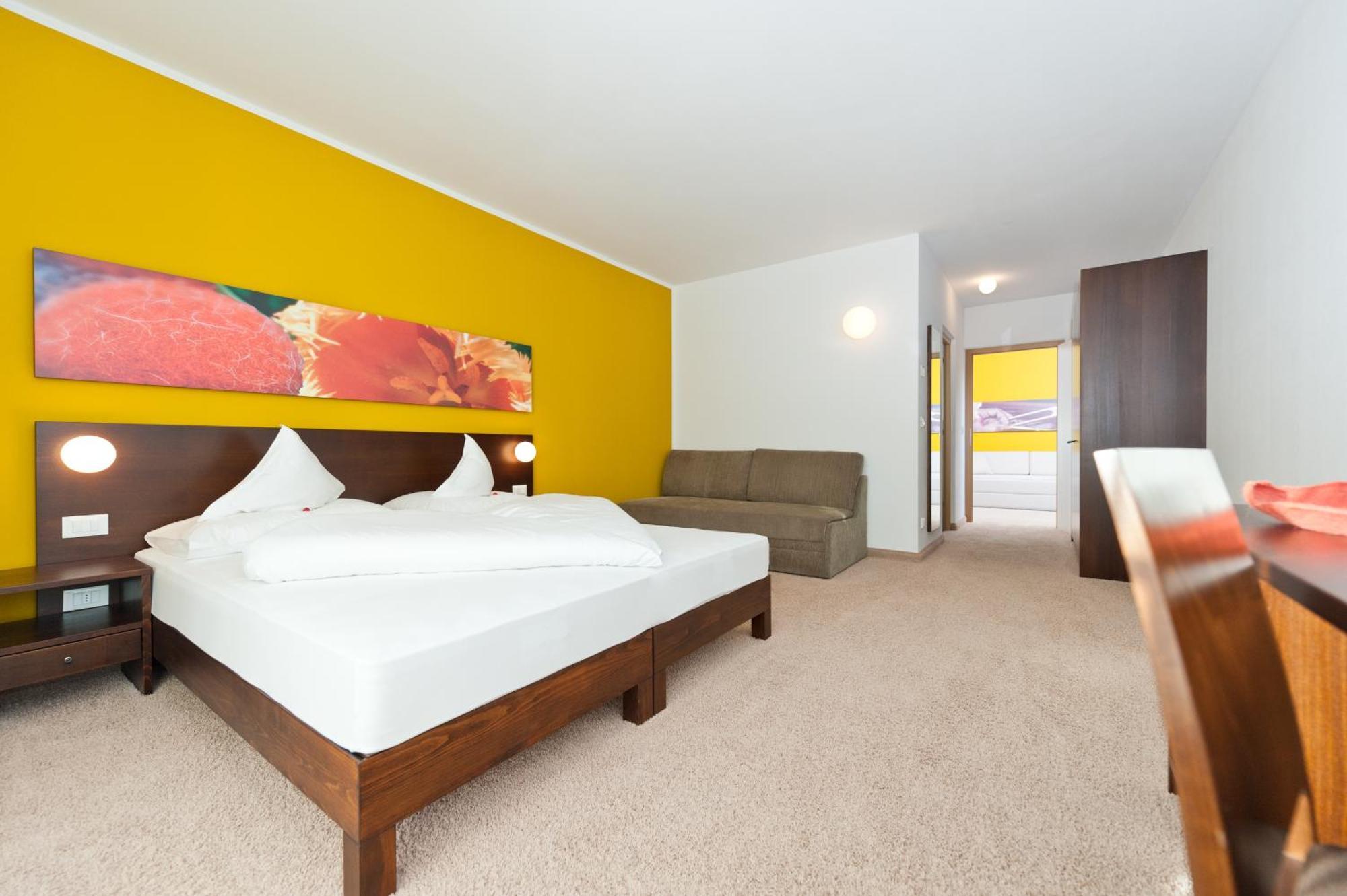 Kreativ Hotel Landhaus Schweigl Ultimo Bagian luar foto