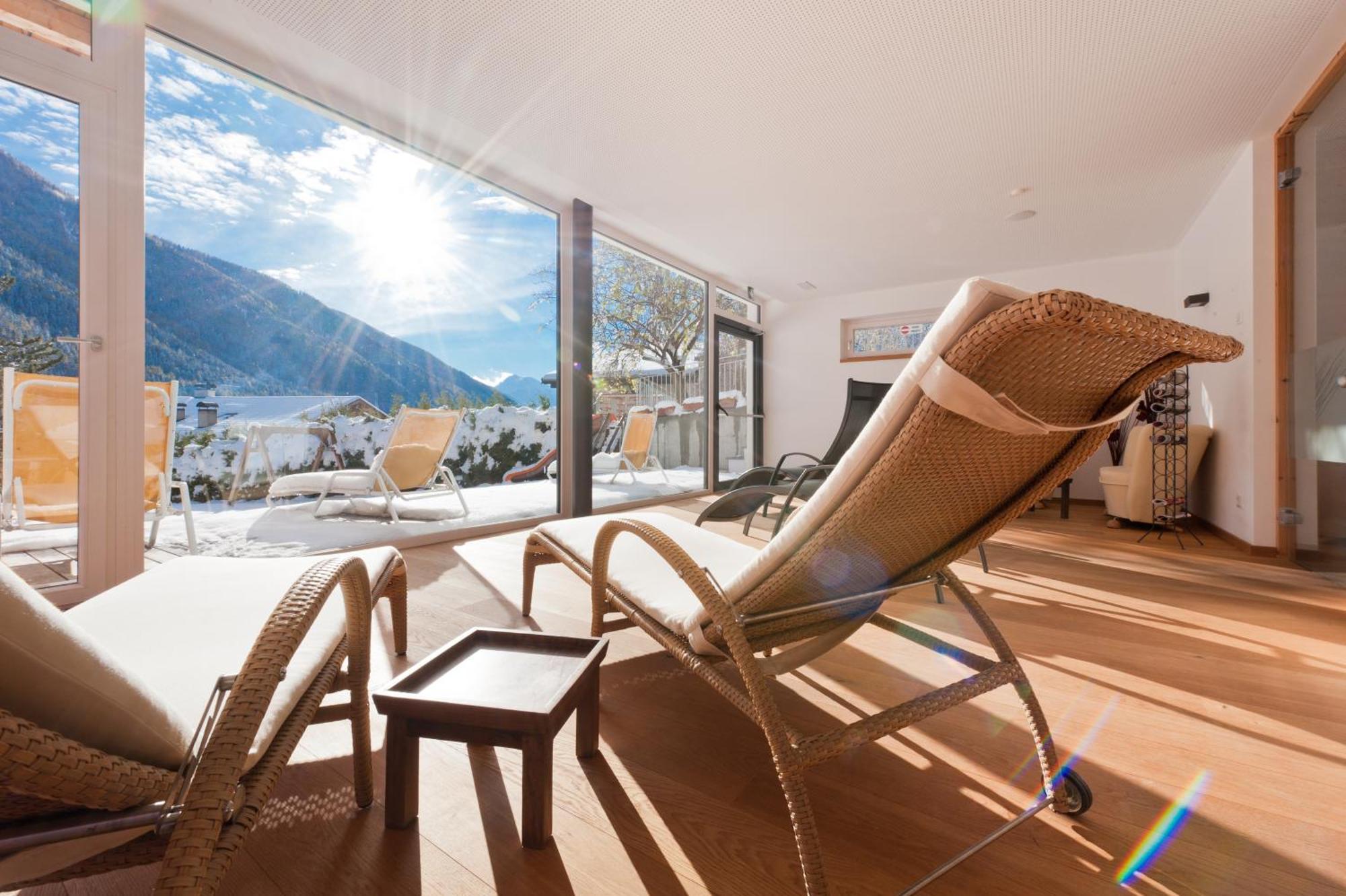 Kreativ Hotel Landhaus Schweigl Ultimo Bagian luar foto